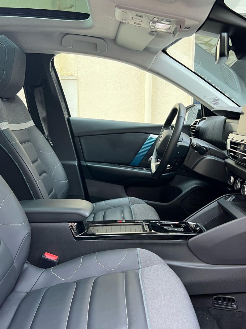 
								Citroën ë-C4 Electric 2022 full									
