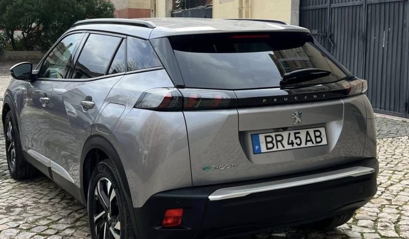 
								Peugeot 2008 2021 full									
