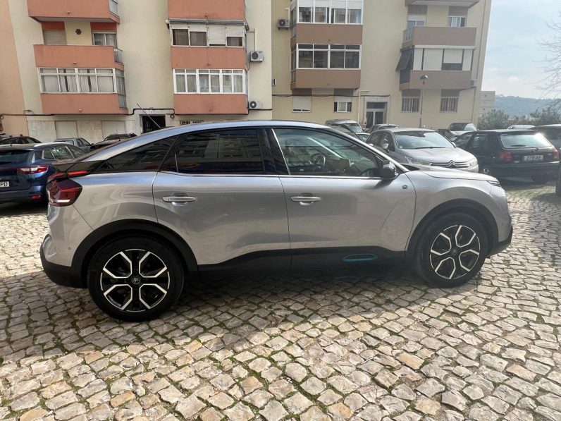 
								Citroën ë-C4 Electric 2021 full									