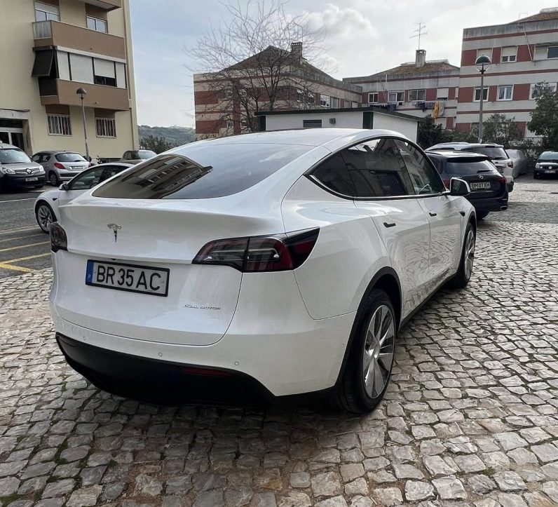 
								Tesla Model Y LONG RANGE 2021 full									