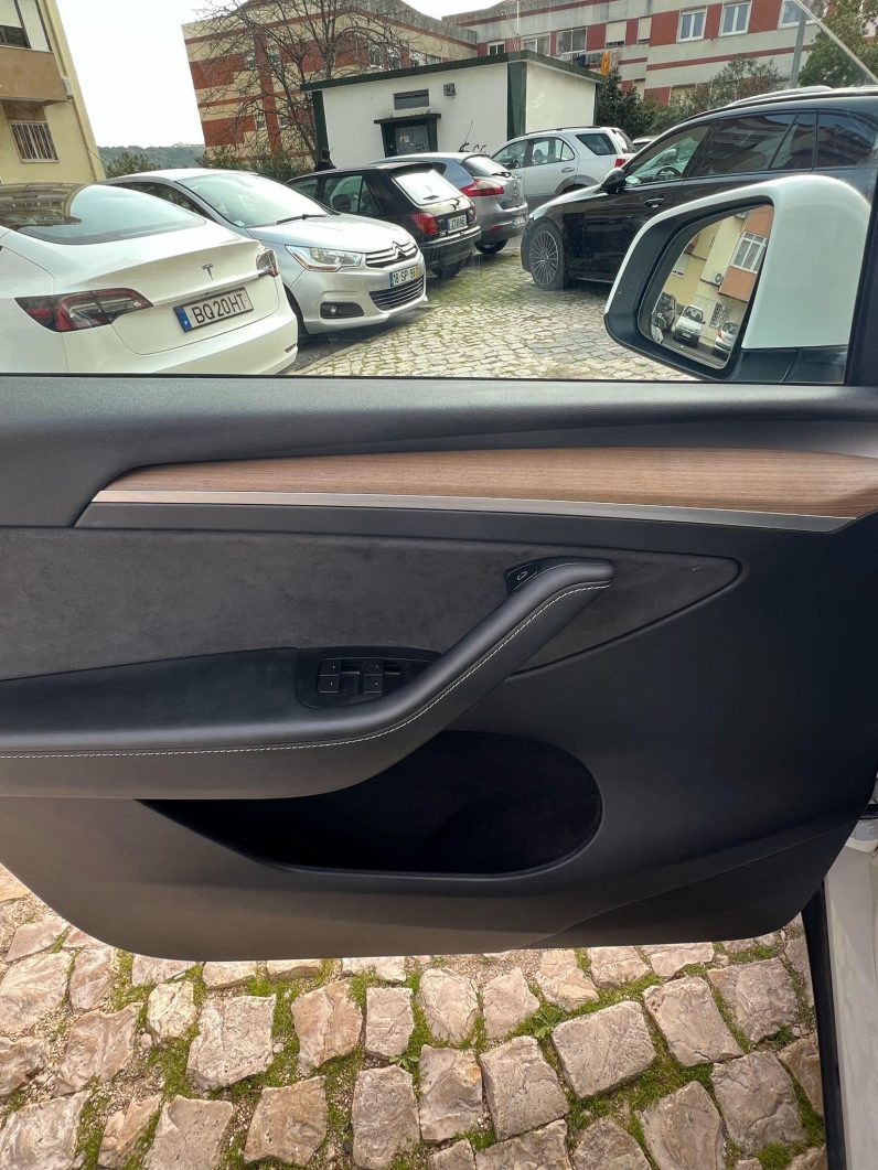 
								Tesla Model Y LONG RANGE 2021 full									