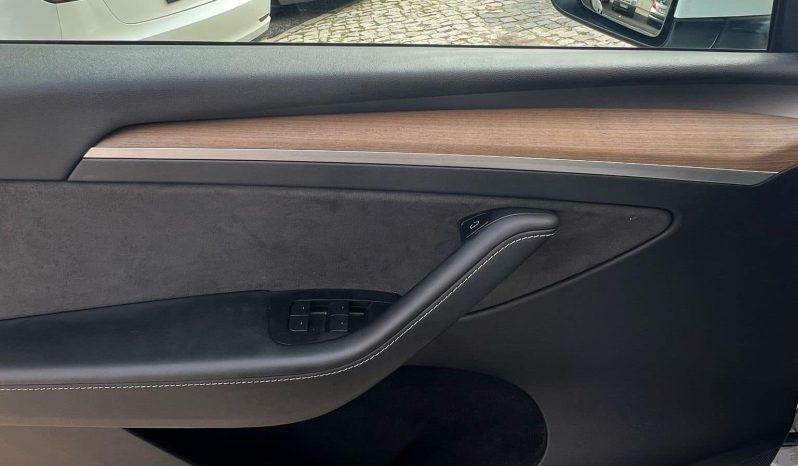 
								Tesla Model Y LONG RANGE 2021 full									