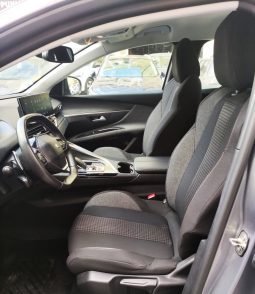 
										Peugeot 5008 2022 full									