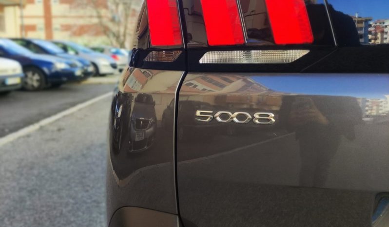 
								Peugeot 5008 2022 full									