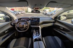 
										Peugeot 5008 2022 full									