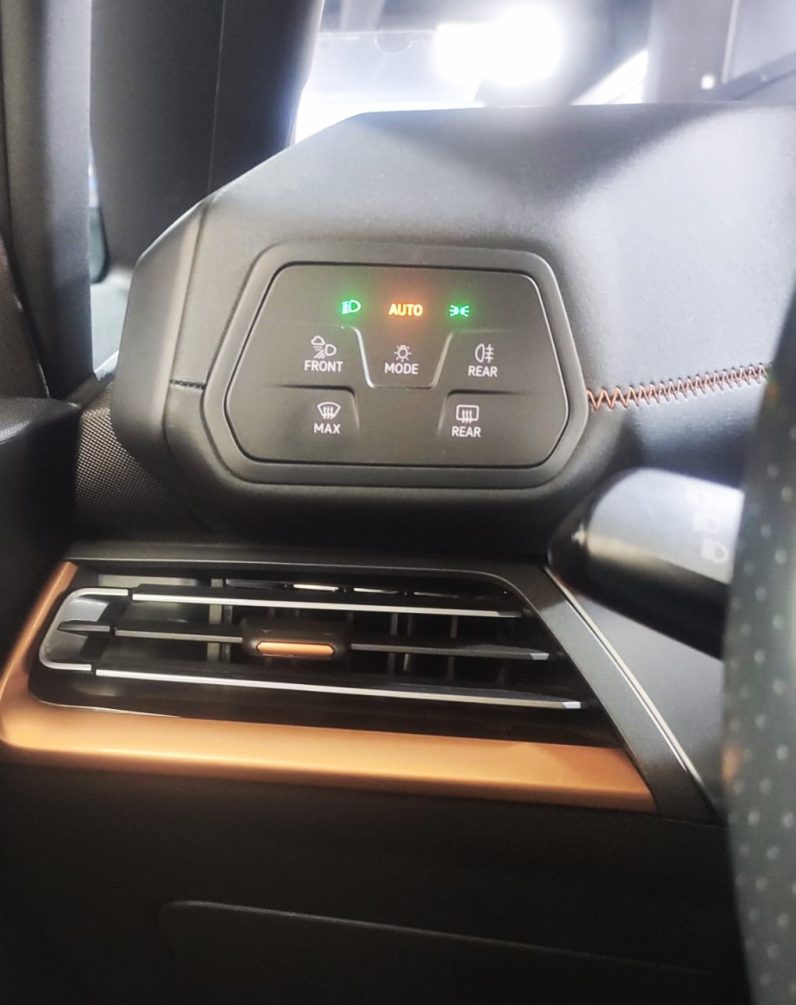 
								Cupra Born Fully Electric 2023 full									