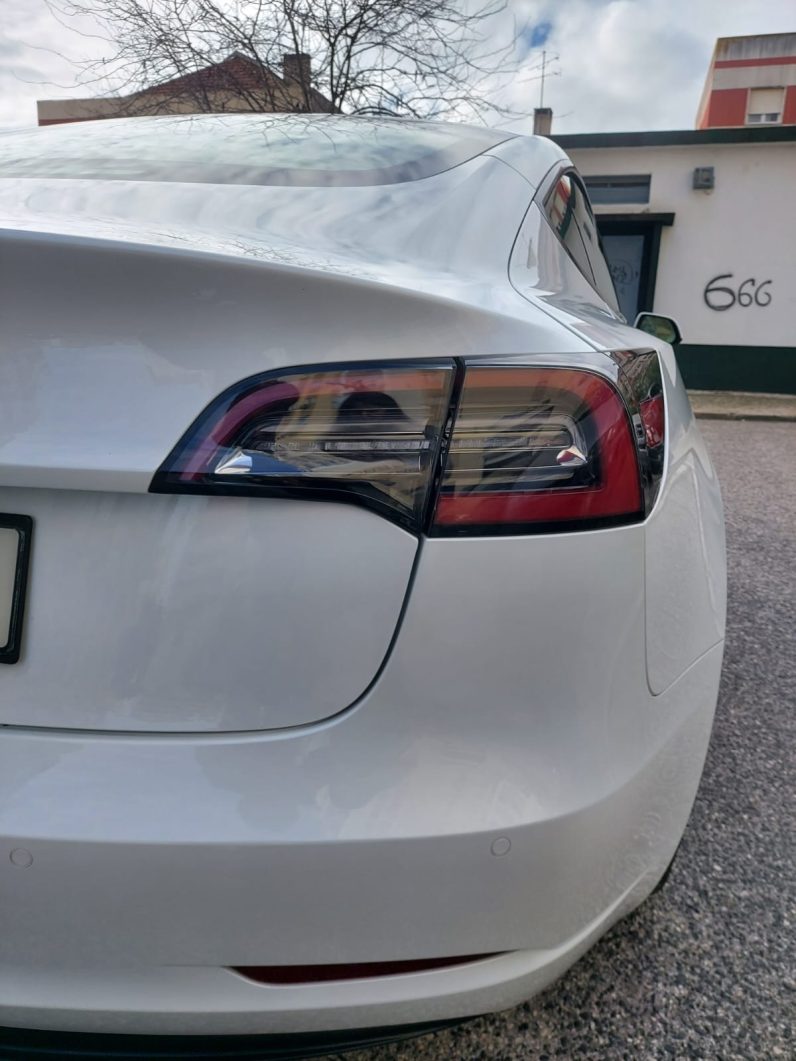 
								Tesla Model 3 2021 full									