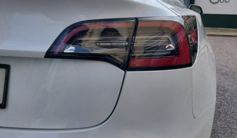 
								Tesla Model 3 2021 full									