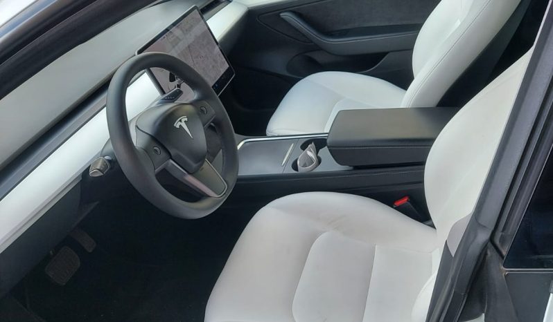 
								Tesla Model 3 2021 full									