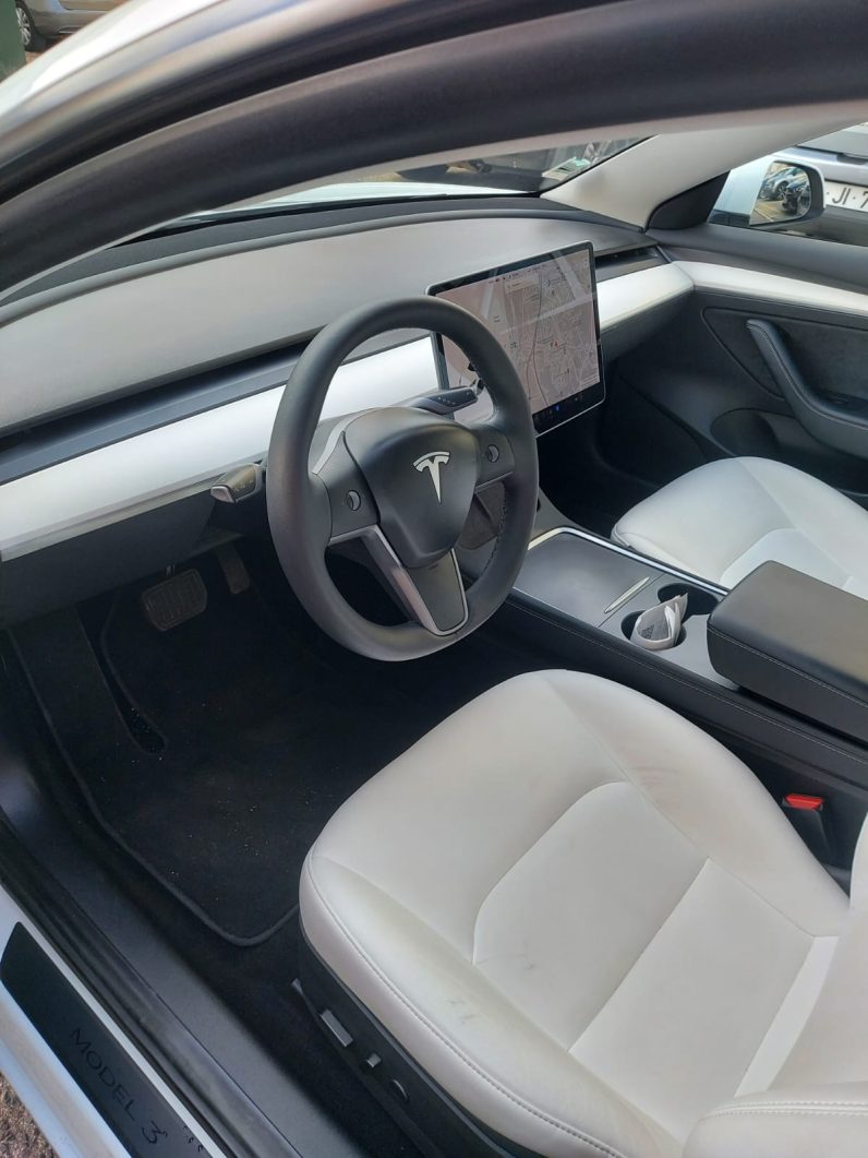 
								Tesla Model 3 2021 full									