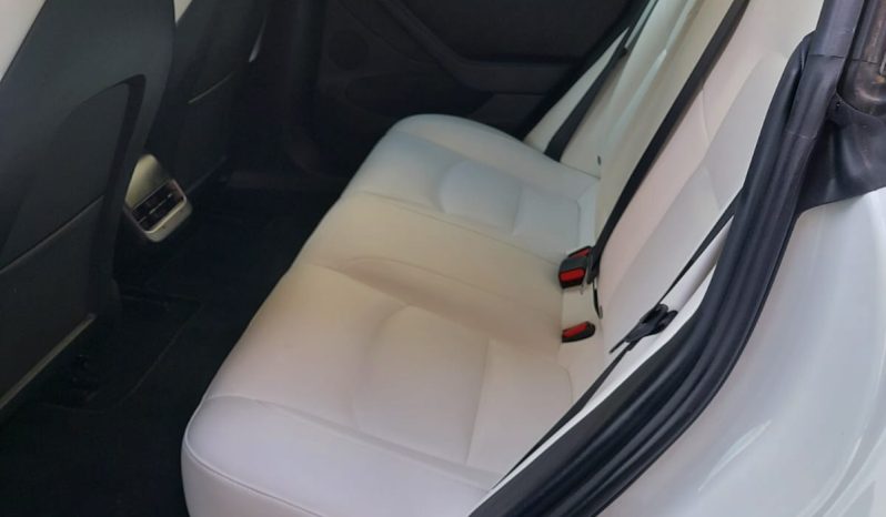 
								Tesla Model 3 2021 full									
