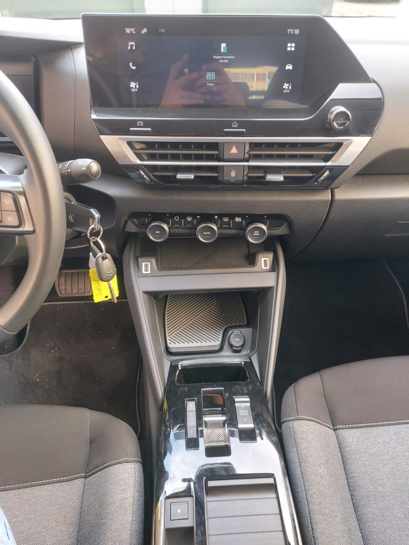 
								Citroën ë-C4 Electric 2022 full									