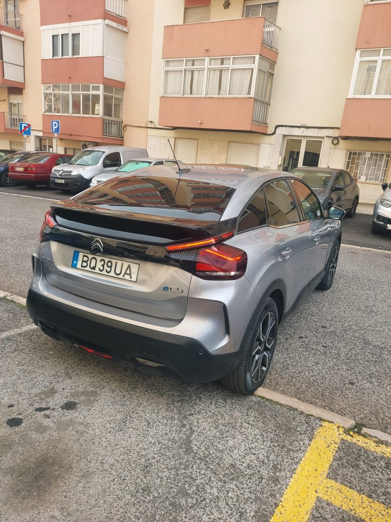 
								Citroën ë-C4 Electric 2022 full									
