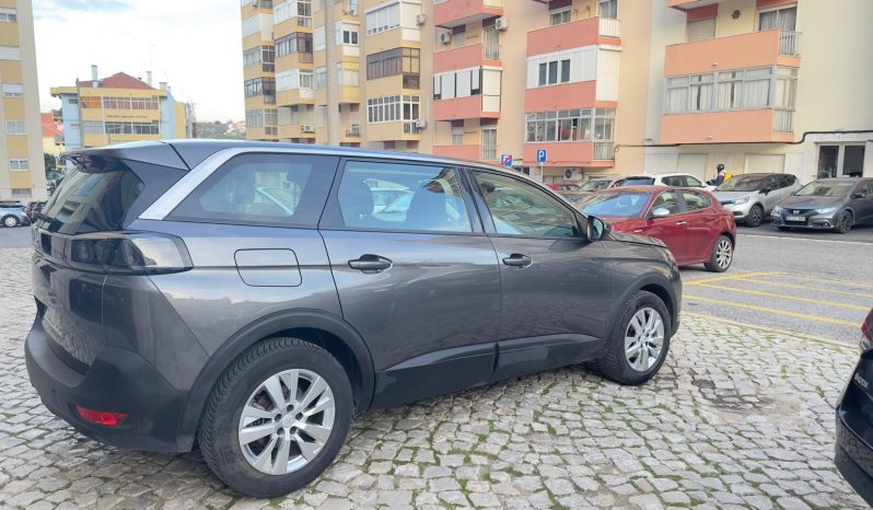 
								Peugeot 5008 2022 full									