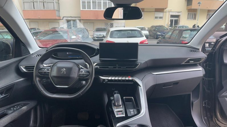 
								Peugeot 5008 2022 full									