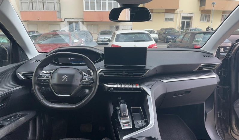 
								Peugeot 5008 2022 full									