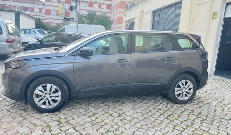 
								Peugeot 5008 2022 full									