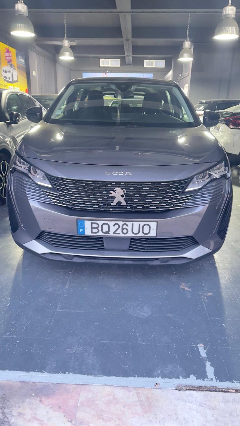 
								Peugeot 5008 2022 full									