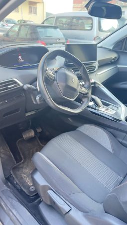 
										Peugeot 5008 2022 full									