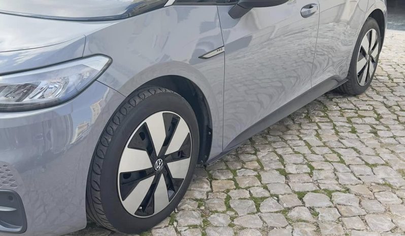 
								Volkswagen ID3 Pro Performance 2021 full									