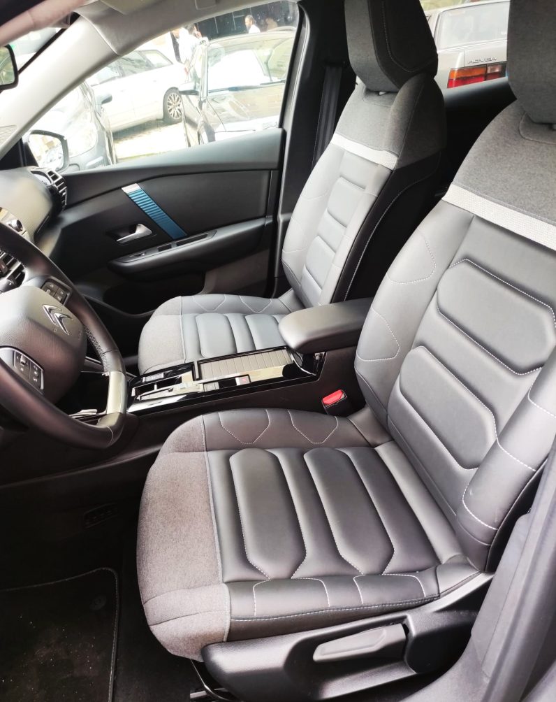
								Citroën ë-C4 Electric full									