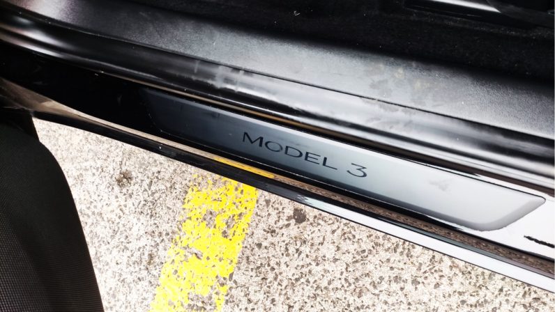 
								Tesla Model 3 Long Range Plus Dual Motor 2021 full									