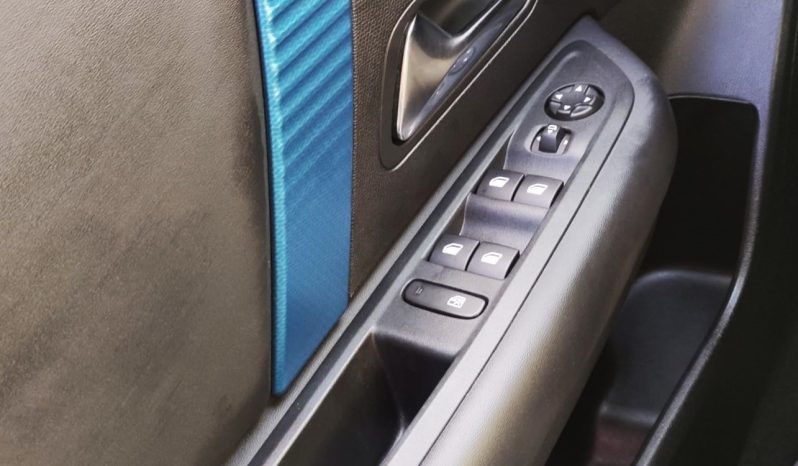 
								Citroën ë-C4 Electric 2022 full									