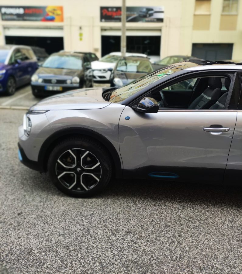 
								2023 Citroën ë-C4 Electric full									