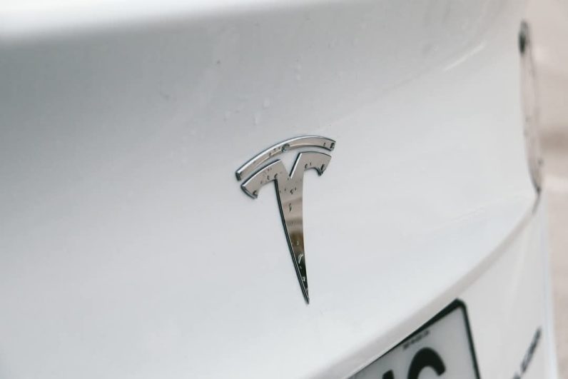 
								Tesla Model 3 Long Range Plus Dual Motor 2021 full									