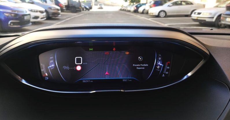 
								Peugeot 5008 GT Line 2020 Model full									