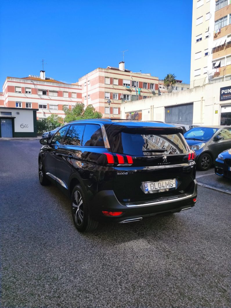 
								Peugeot 5008 GT Line 2020 Model full									
