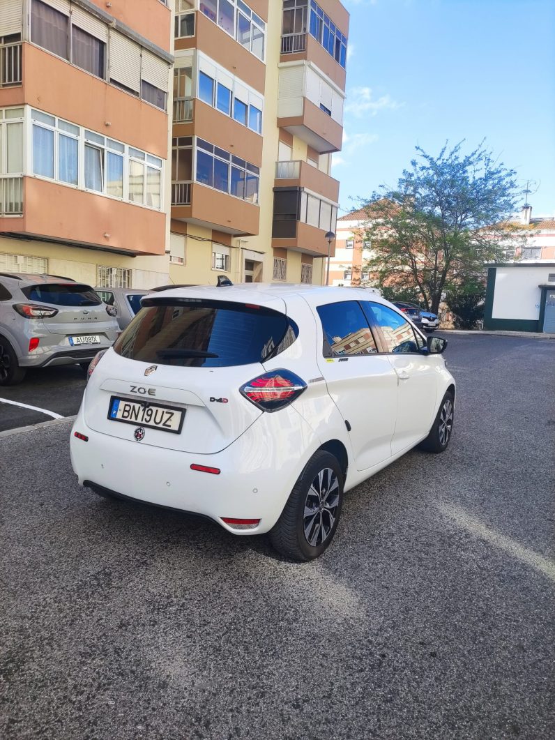 
								Renault ZOE 2022 full									