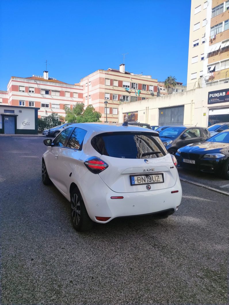 
								Renault ZOE 2022 full									