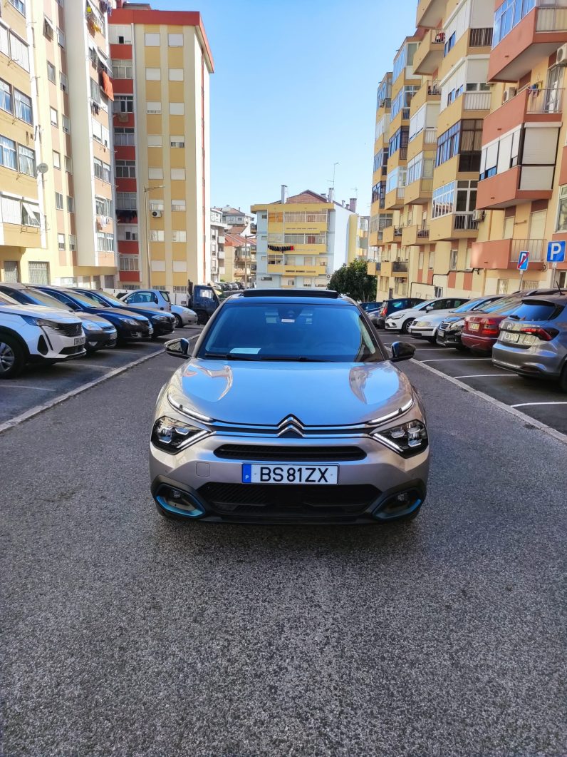
								2023 Citroën ë-C4 Electric full									