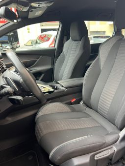 
										Peugeot 5008 Active full									