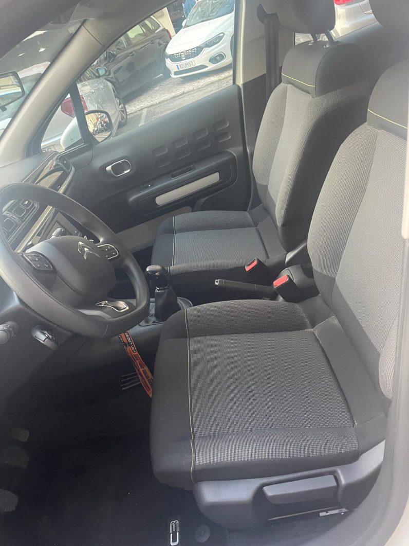 
								Citroën C3 5-Seater full									