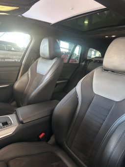 
										BMW 320  E full									