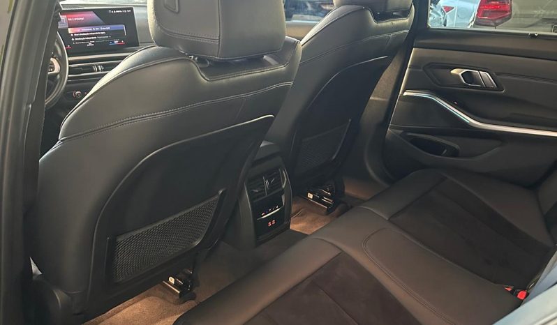 
								BMW 320  E full									